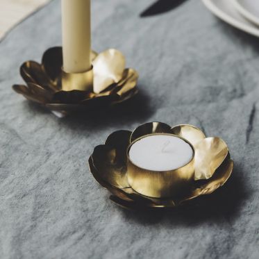 Noël 2020 : on prépare sa table de fête avec la collection de chez Caravane