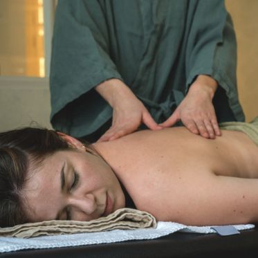 Ho Karan ouvre son No Stress Studio à l'Hôtel Hoy dans le 9ème