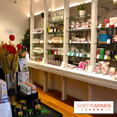 Love and Care store par Passage du Désir