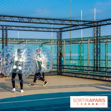 Animation de Bubble Foot sur la Tour Montparnasse