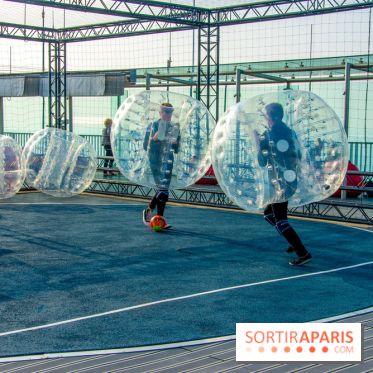 Animation de Bubble Foot sur la Tour Montparnasse