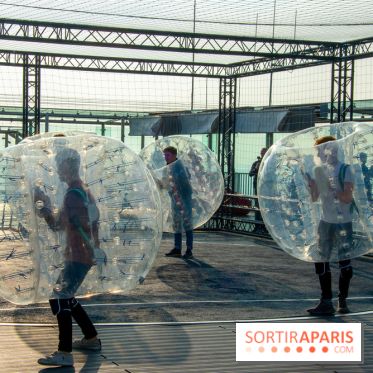 Animation de Bubble Foot sur la Tour Montparnasse