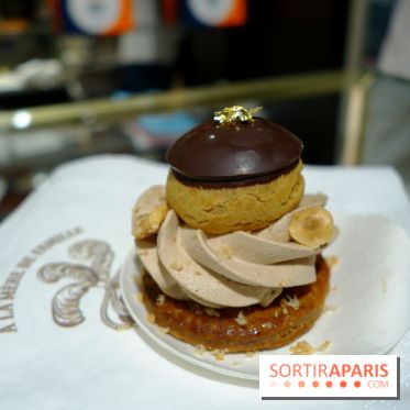 Boutique commune À la Mère de Famille et Stohrer à Paris