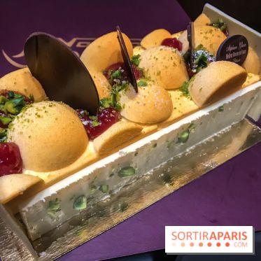 Noura, Bûche et coffret de Noël 2018