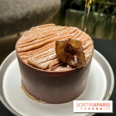 Tea-time Hotel Duo by Kevin Lacote