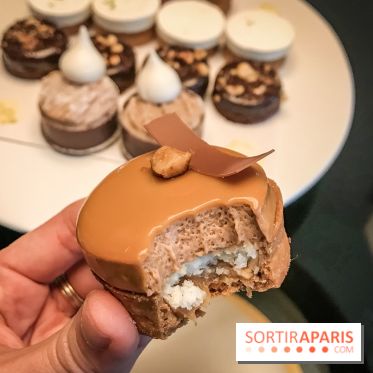 Tea-time Hotel Duo by Kevin Lacote