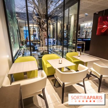 Tea-time Hotel Duo by Kevin Lacote