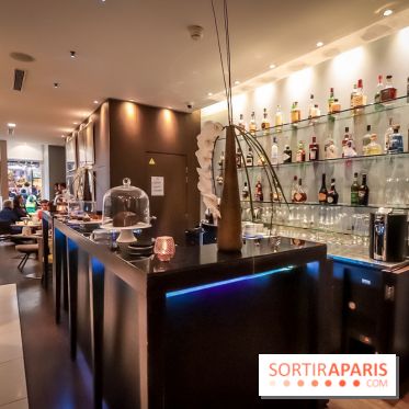 Tea-time Hotel Duo by Kevin Lacote