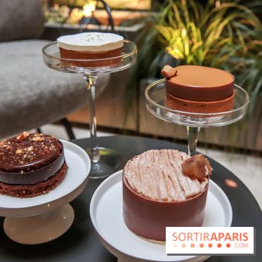 Tea-time Hotel Duo by Kevin Lacote