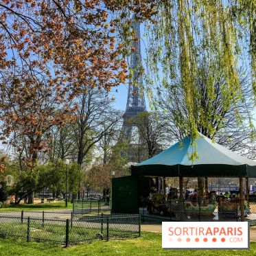 Visuel Paris Tour Eiffel, printemps
