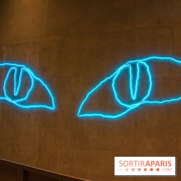 Claude Lévêque installe une œuvre à l'UGC Velizy