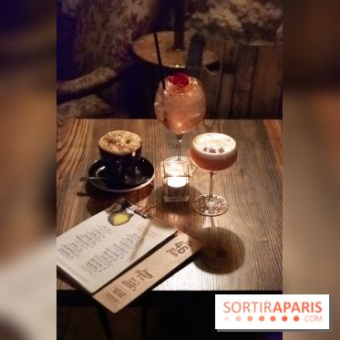 The 46 Bar, un coffee-shop et bar à cocktails à Paris