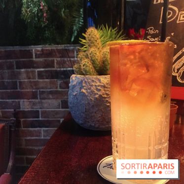 The 46 Bar, un coffee-shop et bar à cocktails à Paris