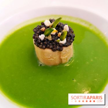 Le Laurent - Blanc-manger de langoustines,  caviar Impérial de Sologne condimenté et coulis de laitue