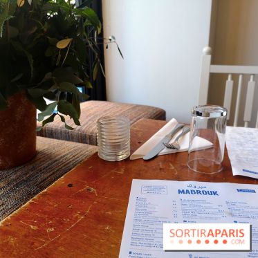 Mabrouk - Sur un coin de table