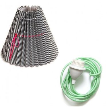 Rie Elise Larsen : suspension graphique, 79€