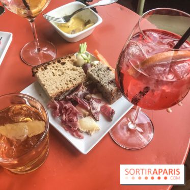 Café la Jatte passe en mode Corse - Photos