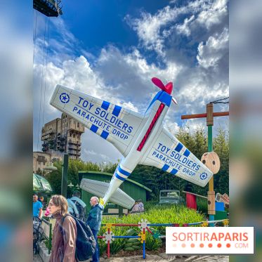 Visuels Disneyland Paris Toy Soldier Parachute Drop