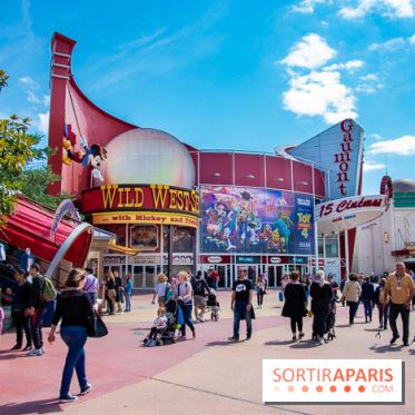 Visuels Disney Village