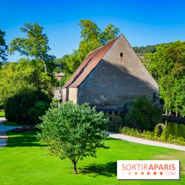 Le Château de Vault-de-Lugny, un écrin royal à deux heures de Paris