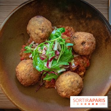 Mavrommatis Passy bouscule le 16e avec son bistrot aux saveurs grecques