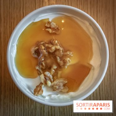 Mavrommatis Passy bouscule le 16e avec son bistrot aux saveurs grecques