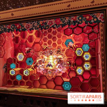 Vitrines et sapin de Noël au Galeries Lafayettes 2019 avec Virginie Efira - photos 