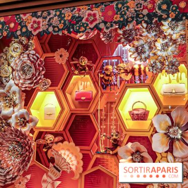 Vitrines et sapin de Noël au Galeries Lafayettes 2019 avec Virginie Efira - photos 