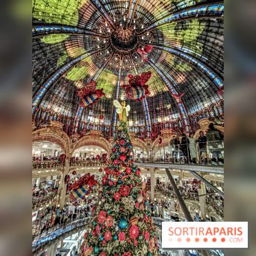 Vitrines et sapin de Noël au Galeries Lafayettes 2019 avec Virginie Efira - photos 