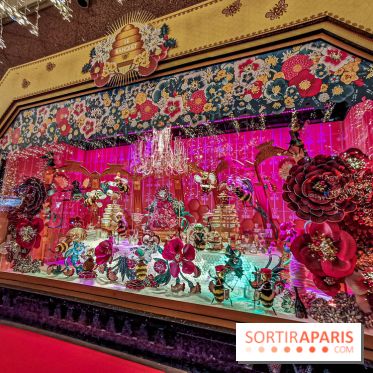 Vitrines et sapin de Noël au Galeries Lafayettes 2019 avec Virginie Efira - photos 