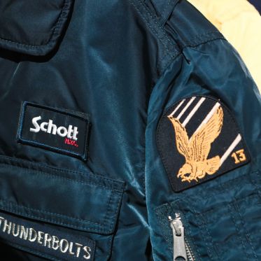 La Garçonnière en mode années 90