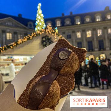 Le Chalet de Noël du Ritz by François Perret 