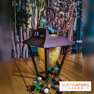 Le réverbère de Pâques 2020 du Westin Paris Vendôme par Florence Lesage