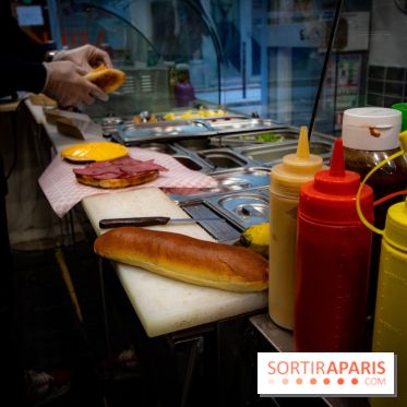 Noo York Hot Dog Bagel