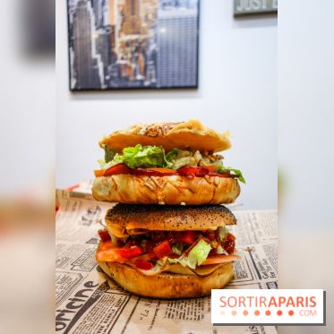 Noo York Hot Dog Bagel