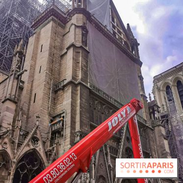 Notre Dame, démontage de l'échafaudage endommagé 
