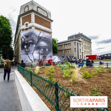 Hommage à Adama Traoré : l'artiste JR dévoile un collage géant à Paris, les photos