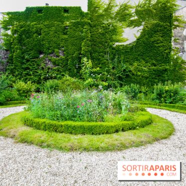 Le jardin des Arts-Albert Schweitzer à Paris, les photos