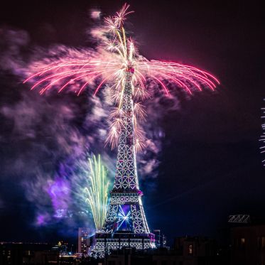 Photos du feu d'artifice du 14 juillet de Paris 2020