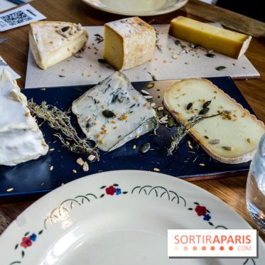 Monbleu Le Comptoir : la nouvelle cave à manger à Paris , les photos