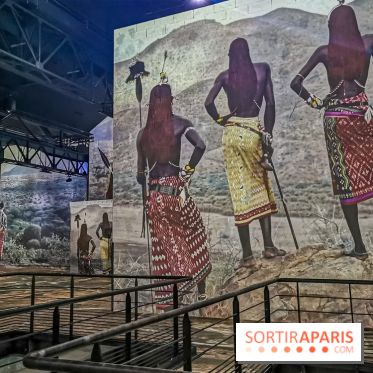 Photos : Exposition immersive Jimmy Nelson : The last sentinels à l’Atelier des Lumières 