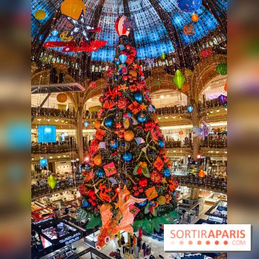 Photos : Les vitrines et sapin de Noël de Noël des Galeries Lafayette 2020