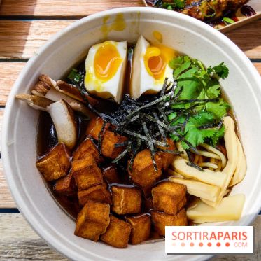 Hanami Paris, Ła terrasse éphémère du Trocadéro