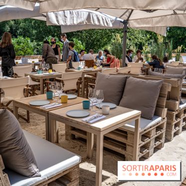 La plage et le brunch EffetMer de la Maison Louveciennes 