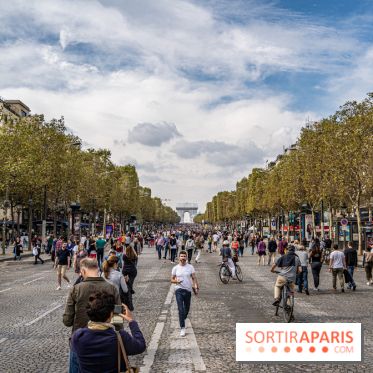 Champs Elysées piéton et Arc de Triomphe empaqueté