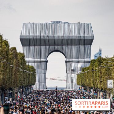 Champs Elysées piéton et Arc de Triomphe empaqueté