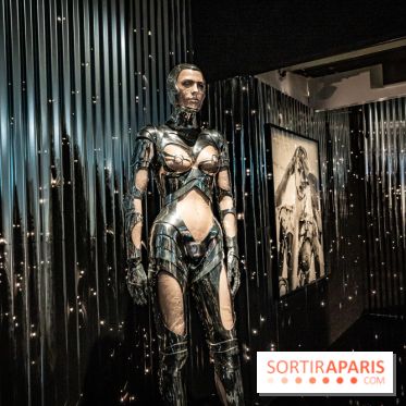 Photos : Exposition Mugler au MAD