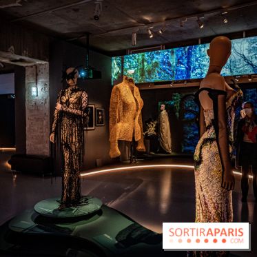 Photos : Exposition Mugler au MAD