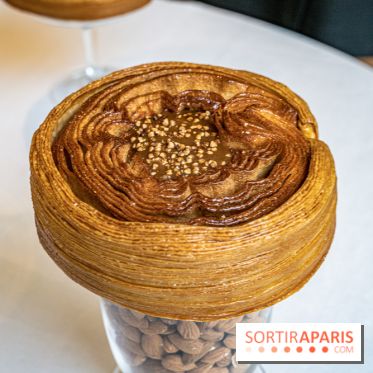 La Bûche de Noël du Shangri-La Paris par Maxence Barbot 2021 et sa galette des rois 2022