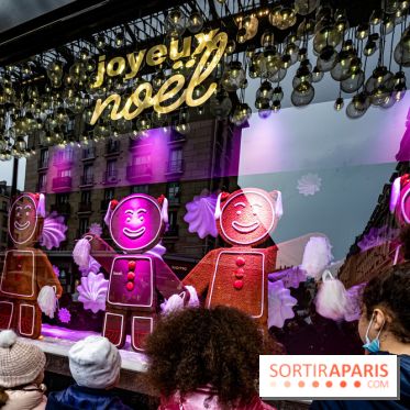 Photos : les vitrines et décorations de Noël du Bon Marché 2021